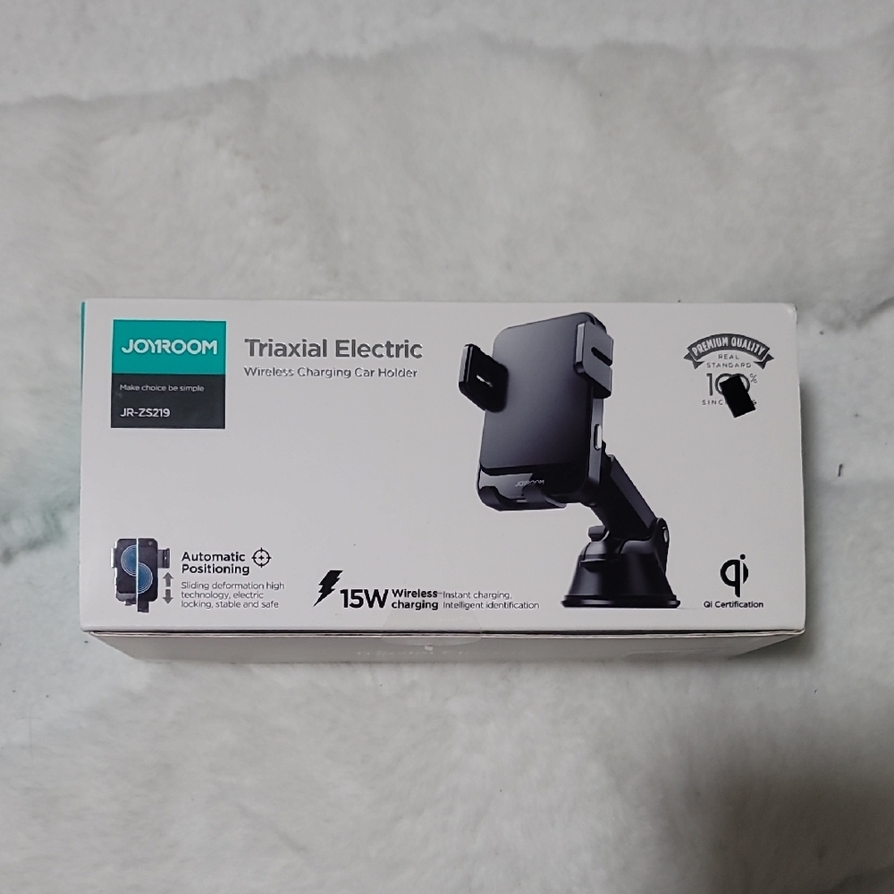 Joyroom Triaxial Electric Wireless Charging Car Holder